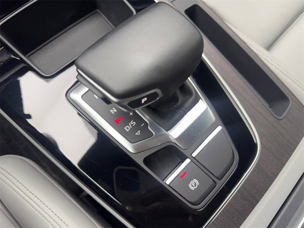 Used 2022 Audi Q5 2.0T Premium w/ Convenience Package image 70