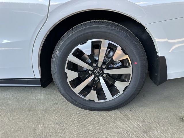 Certified 2026 Honda Odyssey EX-L image 7