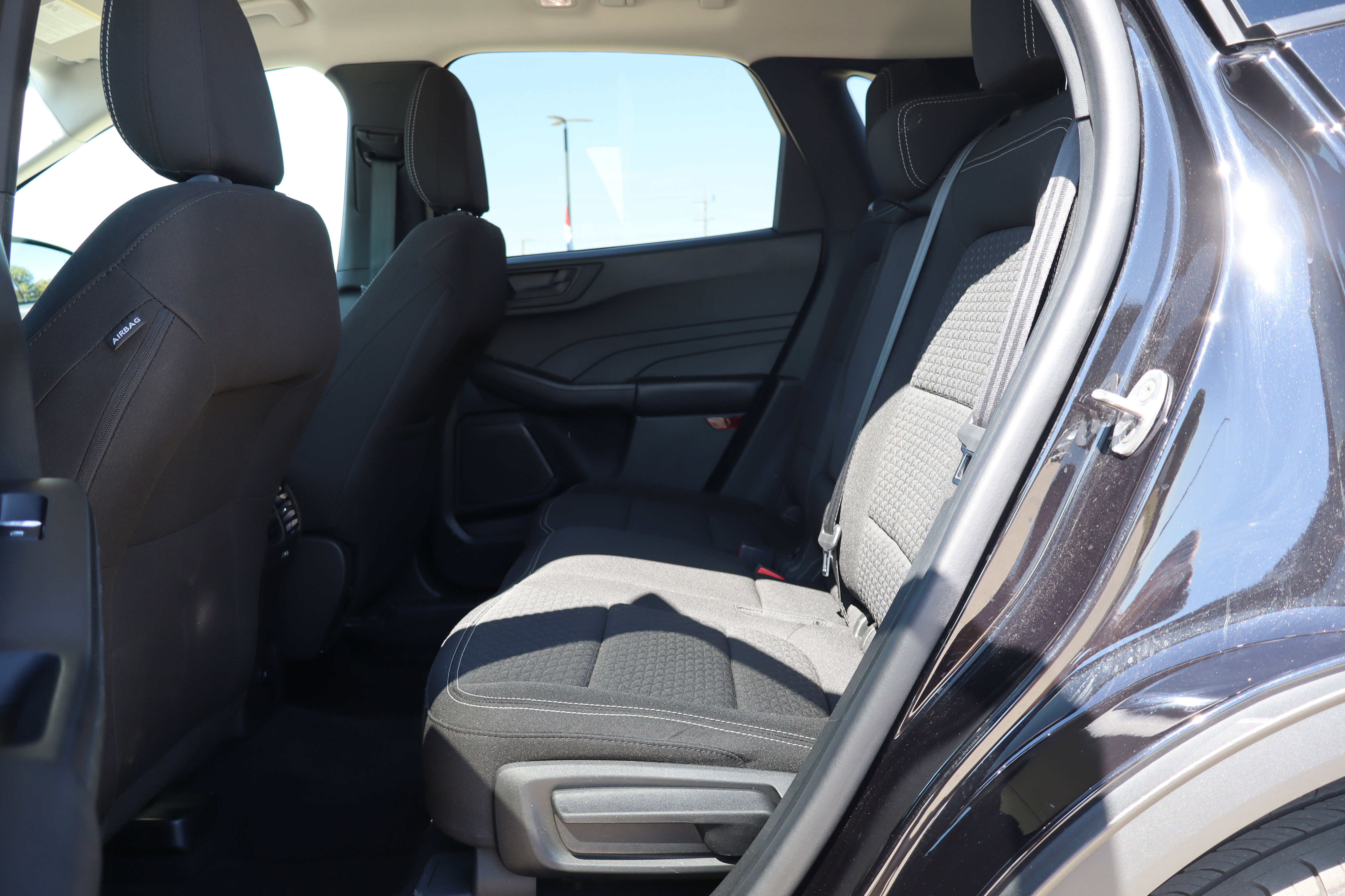 Used 2023 Ford Escape Active image 11