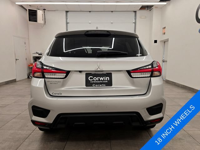 Used 2025 Mitsubishi Outlander Sport AWD image 4