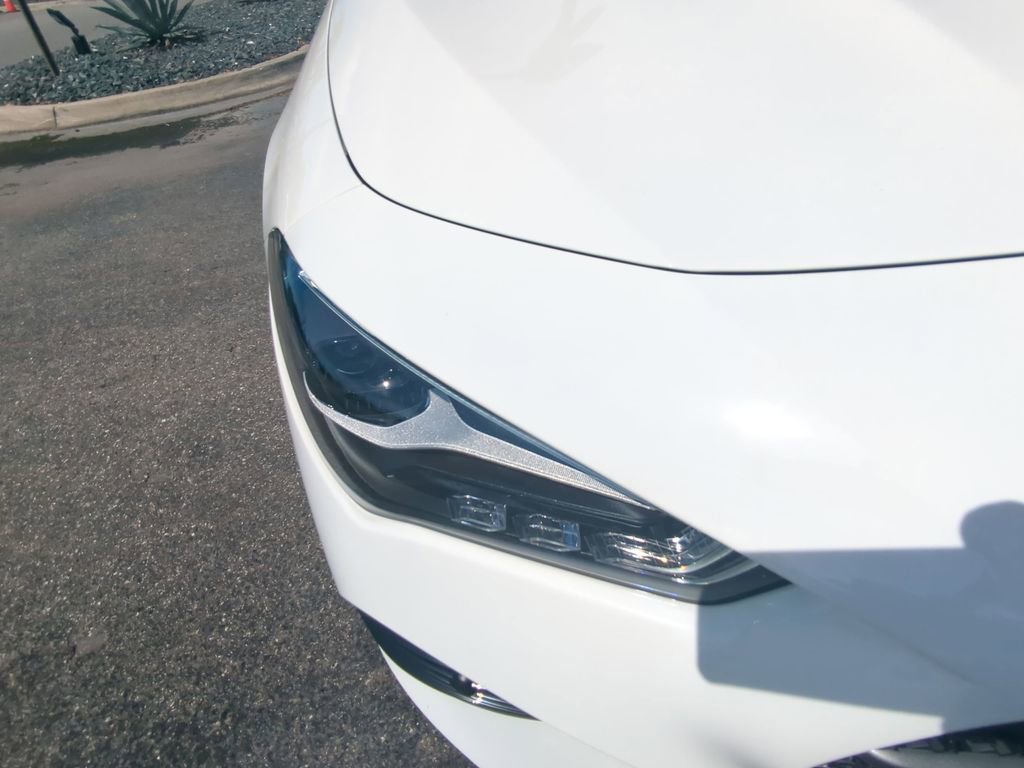 Used 2025 Mercedes-Benz CLA 250 image 21