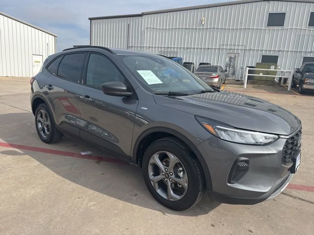 Used 2025 Ford Escape ST-Line image 5