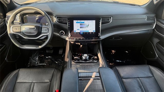 Used 2024 Jeep Wagoneer Series III w/ Flexible Seating Group image 26