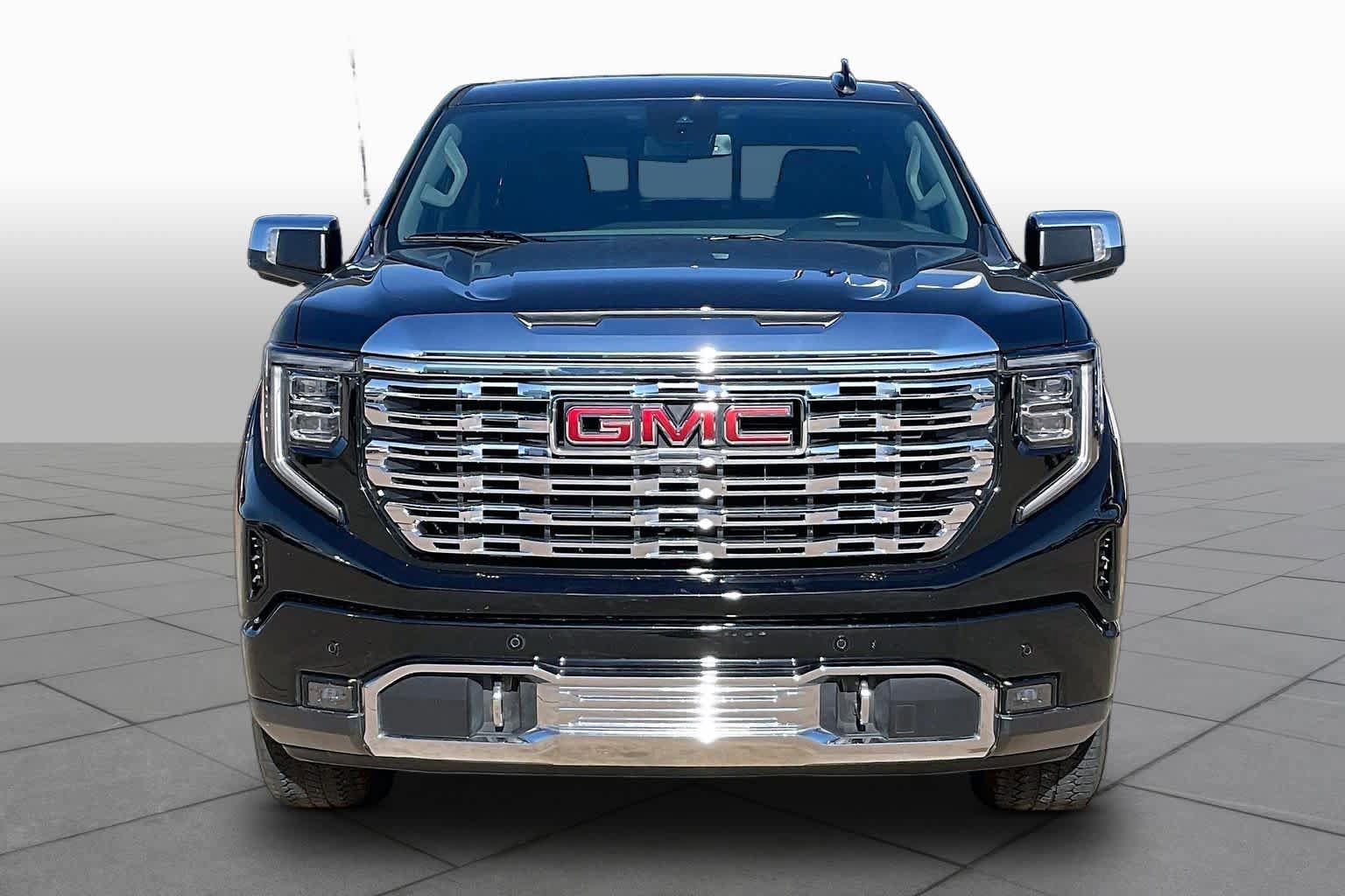 Used 2023 GMC Sierra 1500 Denali AWD/4WD image 5