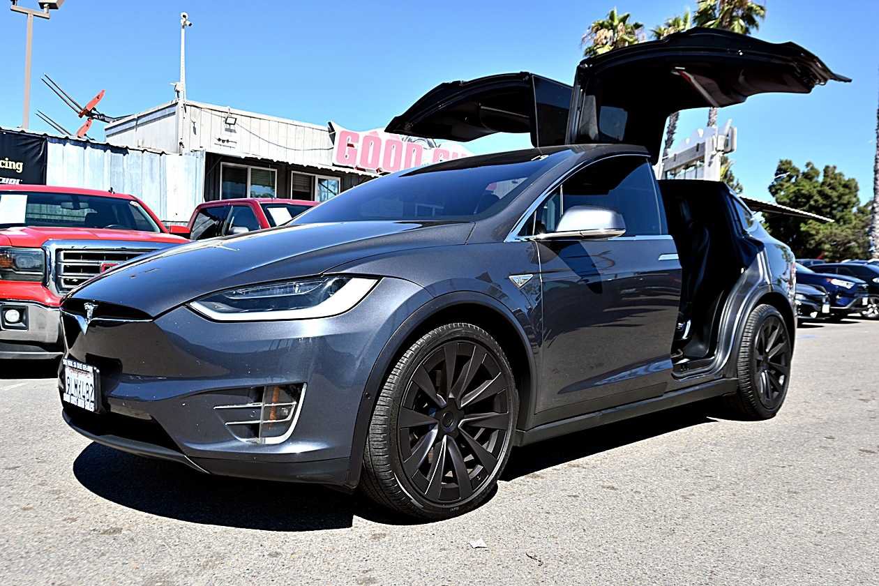 Used 2016 Tesla Model X 90D AWD/4WD image 28