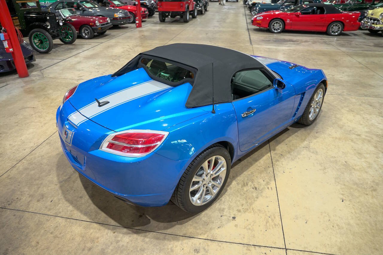 Used 2009 Saturn Sky Hydro Blue RWD image 28