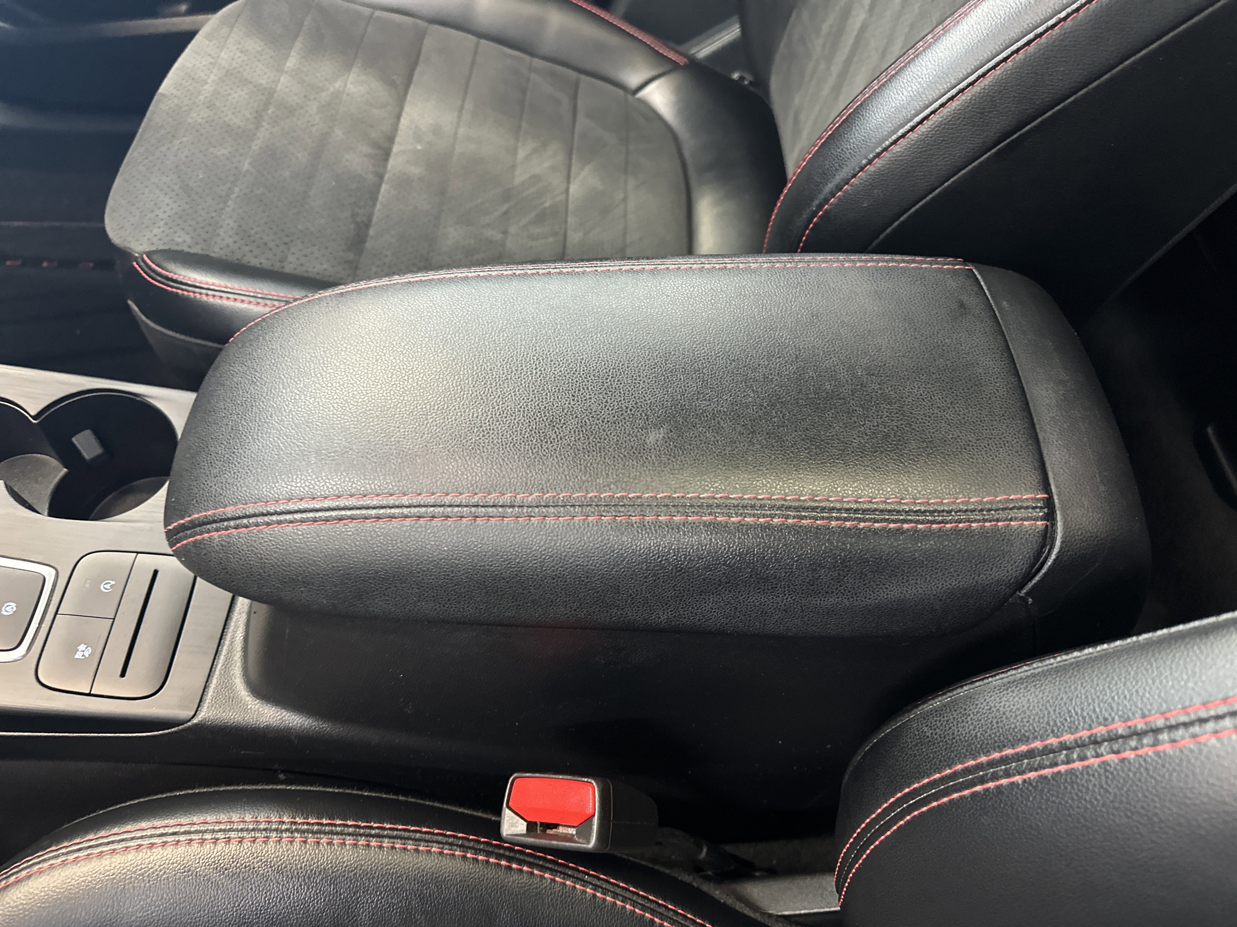 Used 2022 Ford Escape SEL w/ SEL Stealth AWD Package image 31