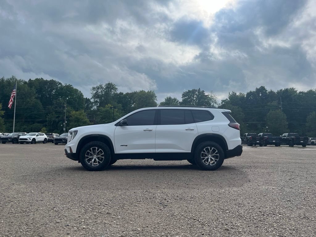 Used 2024 GMC Acadia AT4 w/ Luxury Package AWD/4WD image 14