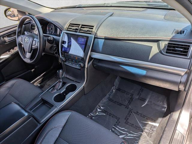 Used 2016 Toyota Camry SE FWD image 18