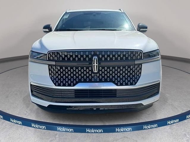 New 2026 Lincoln Navigator L Reserve AWD/4WD image 2