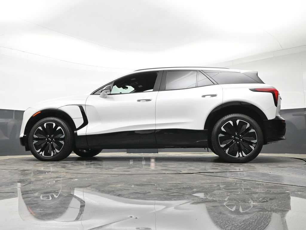 Used 2025 Chevrolet Blazer EV RS w/ Super Cruise Package AWD/4WD image 25