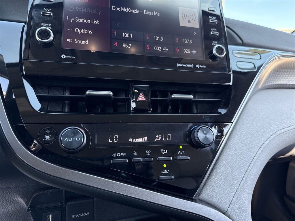 Used 2024 Toyota Camry XSE image 19