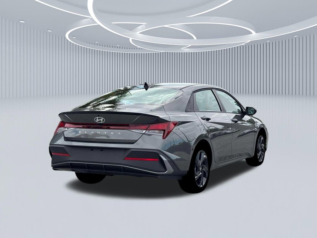 New 2026 Hyundai Elantra Sport FWD image 7