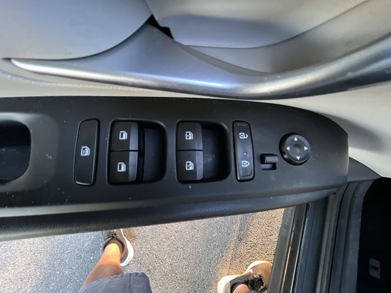 Used 2023 Hyundai Tucson SEL w/ Convenience Package AWD/4WD image 4