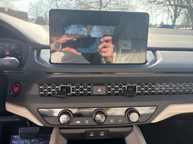 New 2026 Honda Accord LX image 16