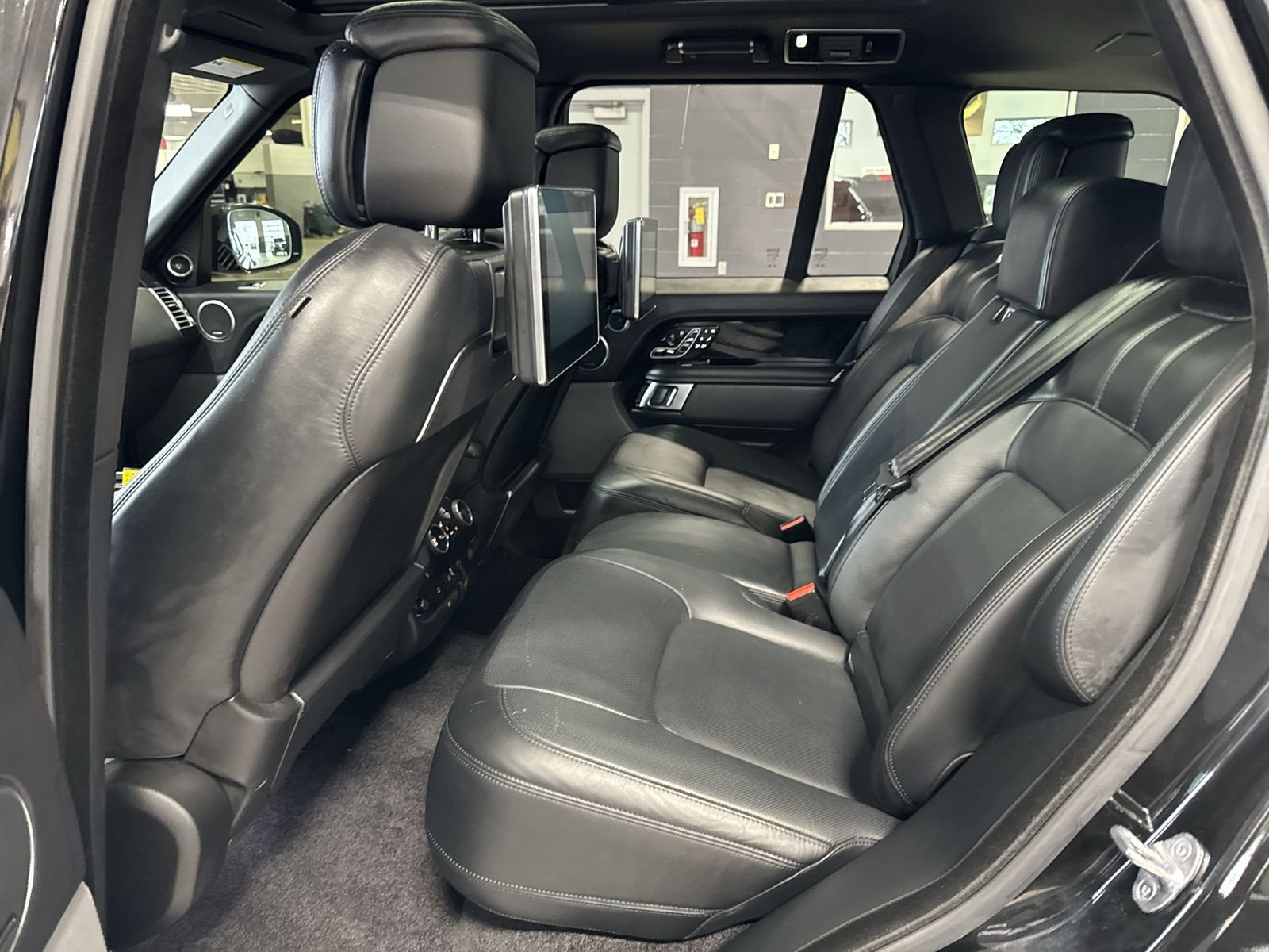 Used 2019 Land Rover Range Rover Autobiography AWD/4WD image 28