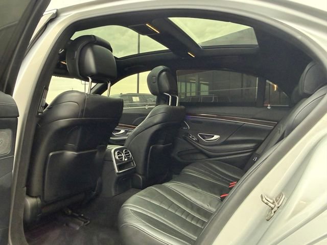 Used 2016 Mercedes-Benz S 550 4MATIC Sedan image 25