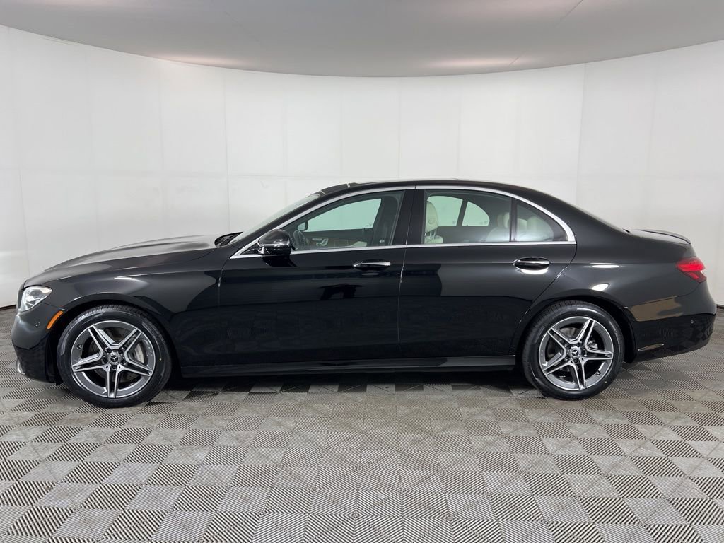 Used 2023 Mercedes-Benz E 350 4MATIC Sedan image 24