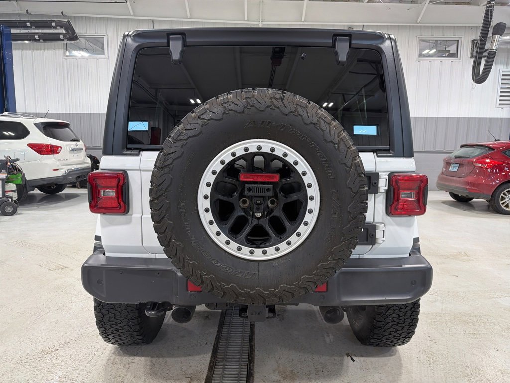Used 2018 Jeep Wrangler Unlimited Sahara image 7
