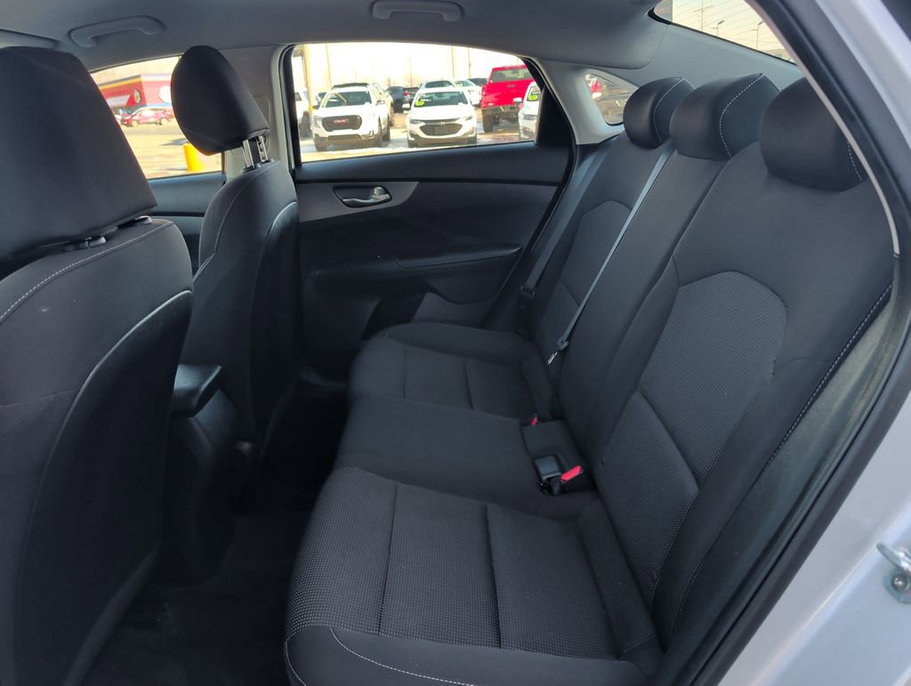 Used 2021 Kia Forte LXS image 19
