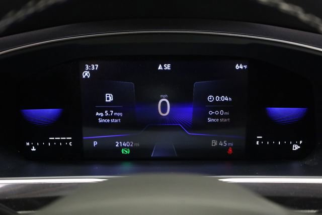 Used 2023 Volkswagen Tiguan SE image 18