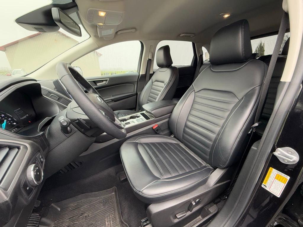 Used 2023 Ford Edge SEL w/ Convenience Package image 12