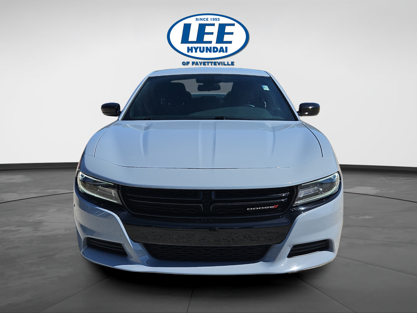 Used 2021 Dodge Charger SXT w/ Blacktop Package RWD image 8