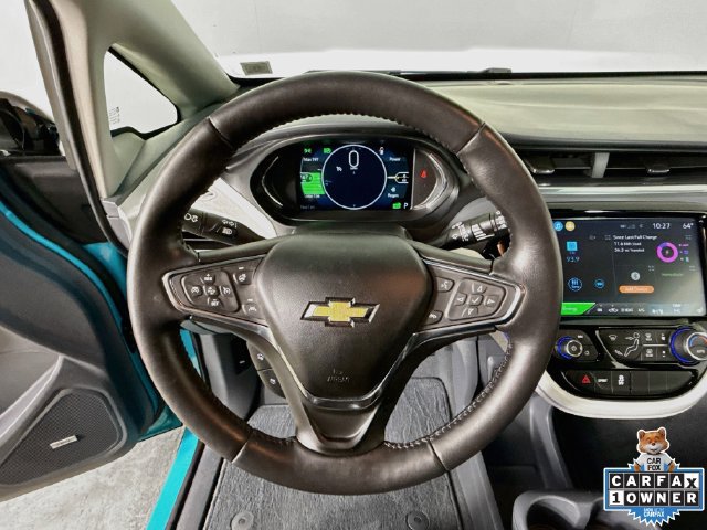 Used 2021 Chevrolet Bolt Premier w/ Infotainment Package FWD image 4