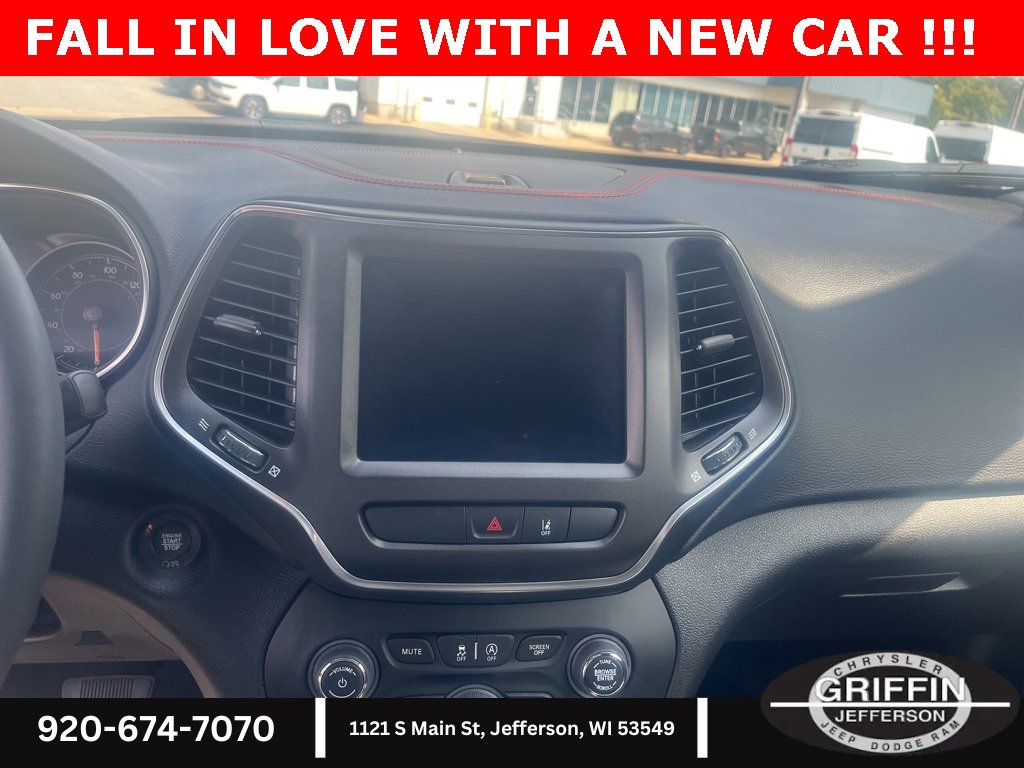 Used 2022 Jeep Cherokee Trailhawk w/ Sound & Nav Group image 7