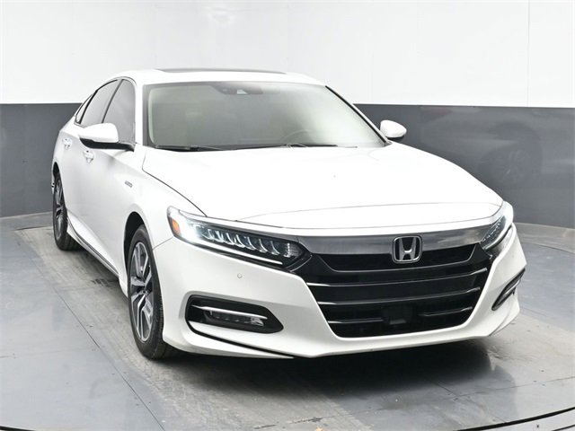 Used 2019 Honda Accord Touring image 2