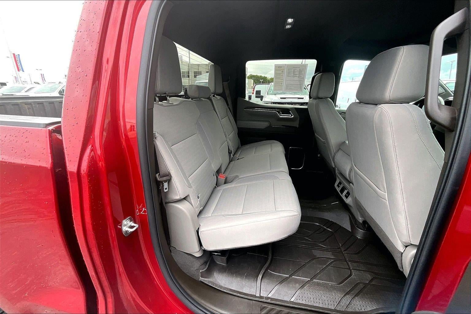 Used 2026 Chevrolet Silverado 1500 RST w/ RST Select Package AWD/4WD image 24