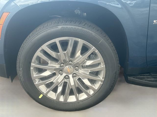 New 2026 Chevrolet Suburban Premier image 37