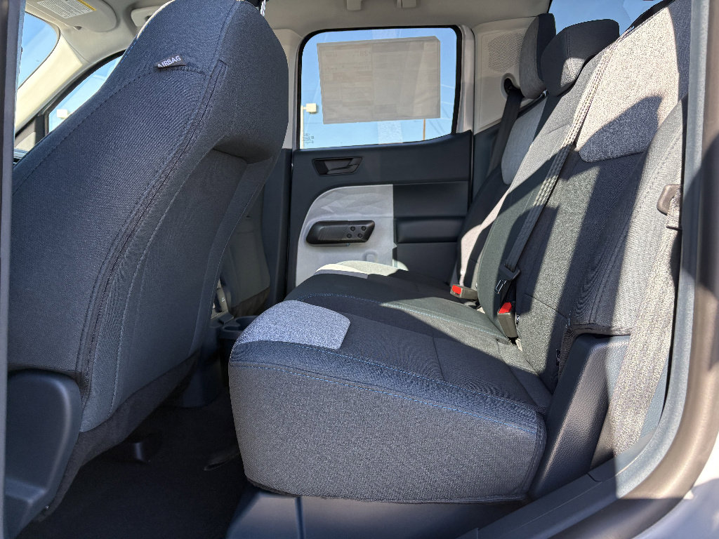 New 2026 Ford Maverick XLT w/ XLT Luxury Package FWD image 36