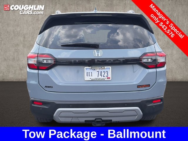 Used 2025 Honda Pilot TrailSport image 6