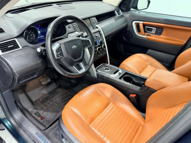 Used 2016 Land Rover Discovery Sport HSE Luxury AWD/4WD image 29