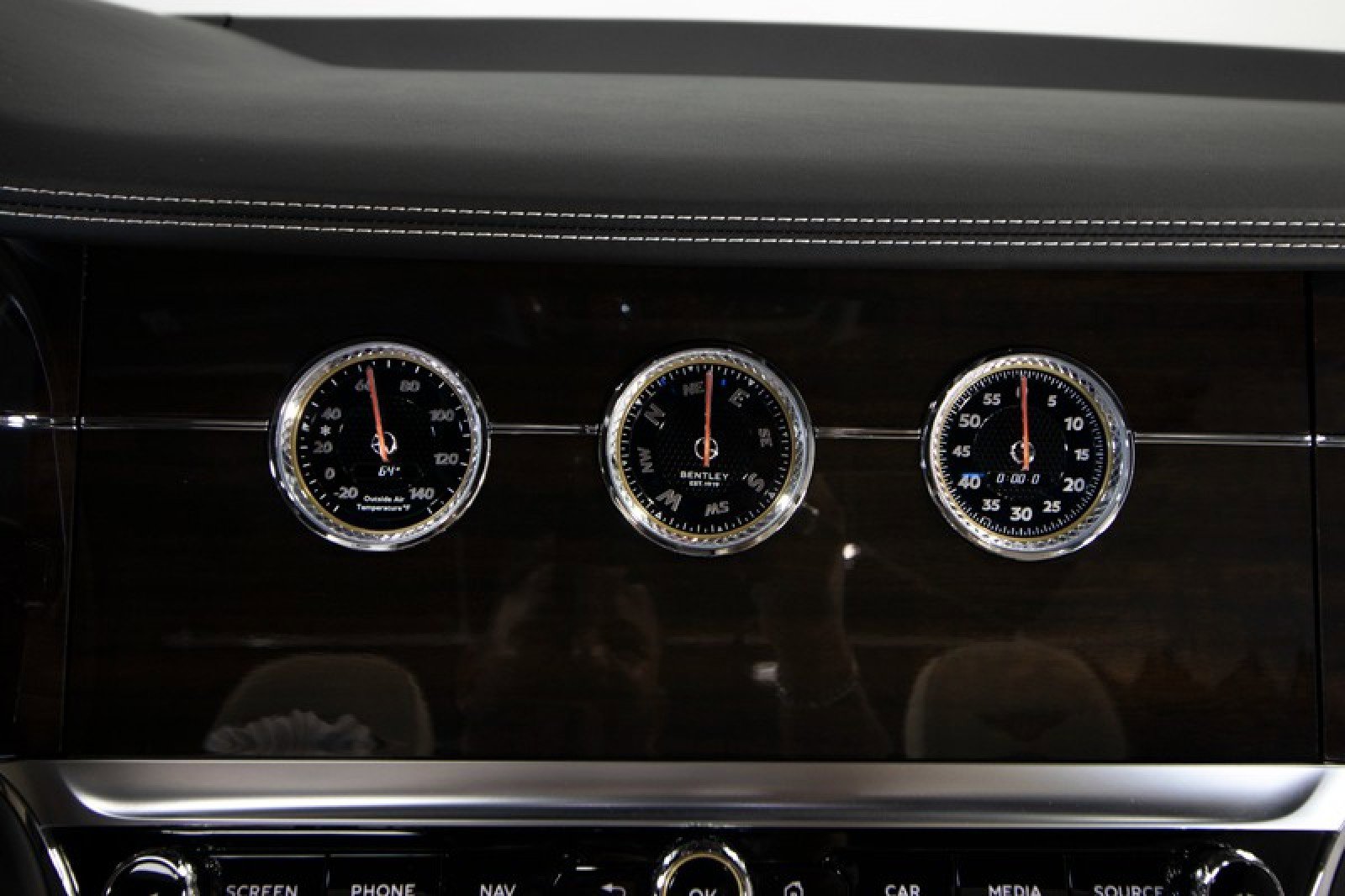 Used 2021 Bentley Continental GT image 27