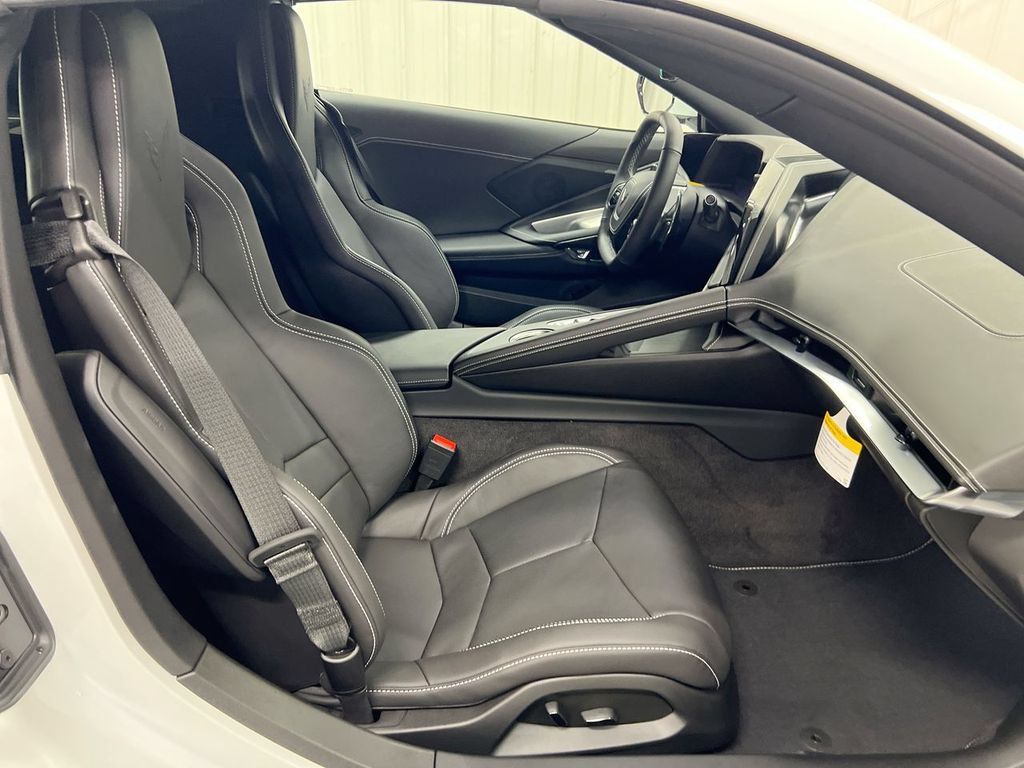New 2027 Chevrolet Corvette Stingray Coupe w/ Battery Protection Package RWD image 22