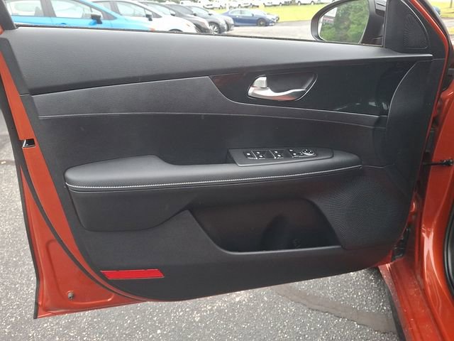 Used 2023 Kia Forte GT-Line FWD image 12