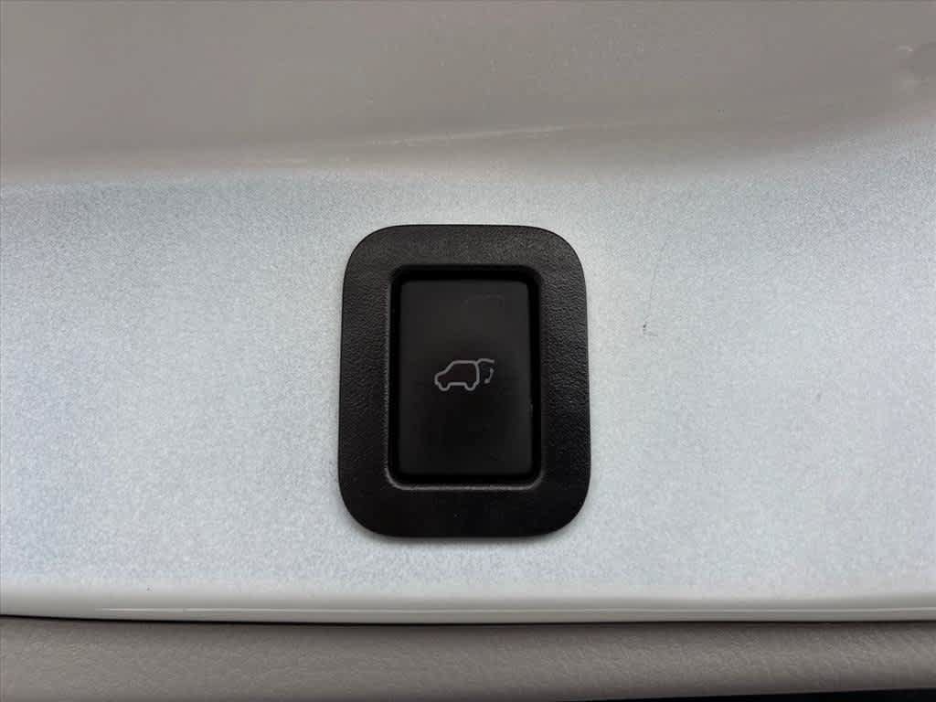 Used 2019 Toyota Highlander Limited AWD/4WD image 30