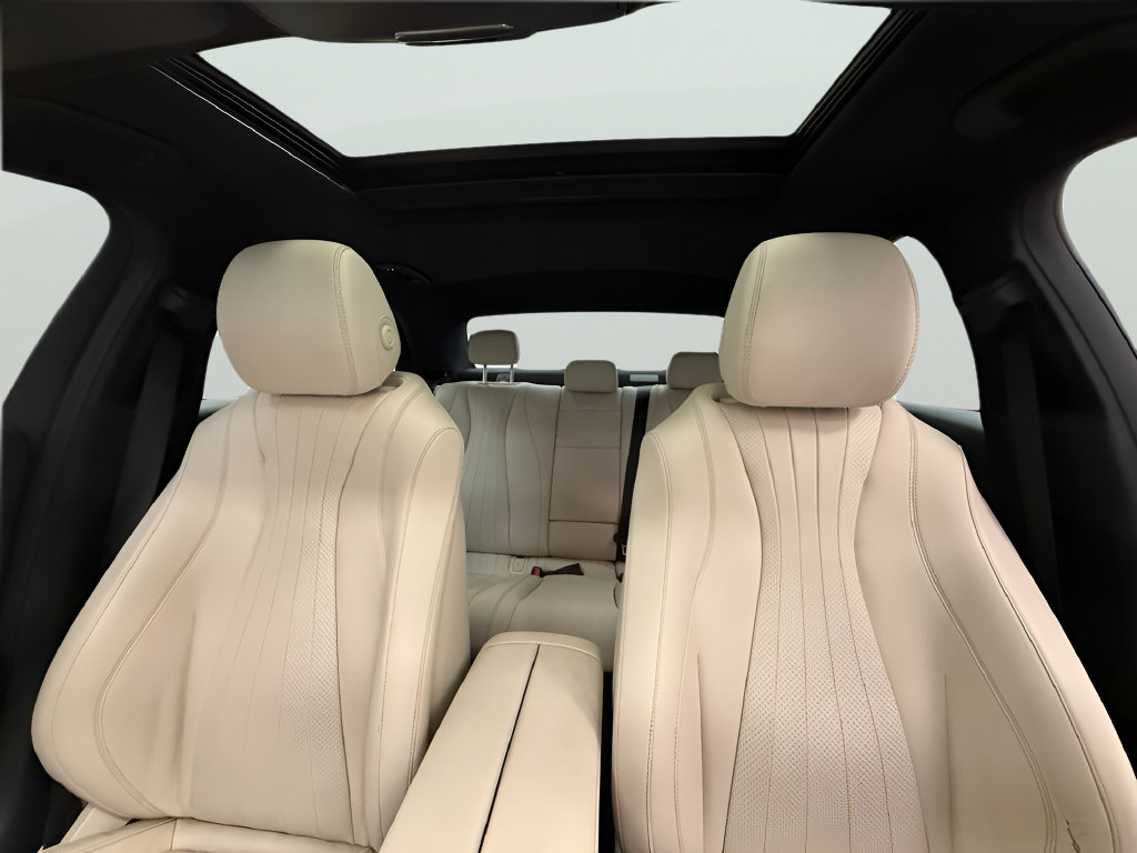 Used 2022 Mercedes-Benz E 350 Sedan image 16