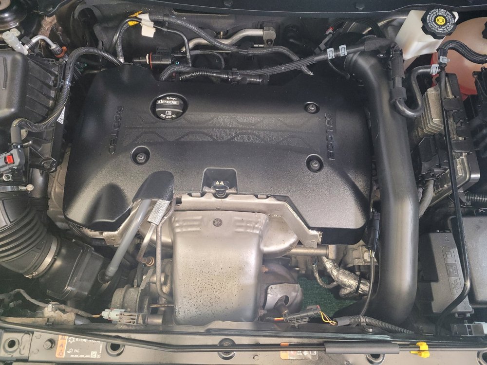 Used 2019 Chevrolet Equinox Premier w/ Premier Redline Edition image 30