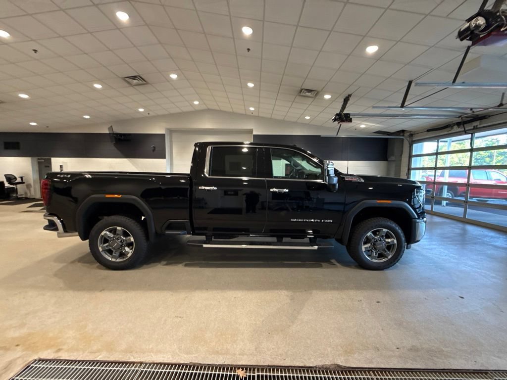 Used 2025 GMC Sierra 2500 SLT w/ SLT Premium Package AWD/4WD image 8