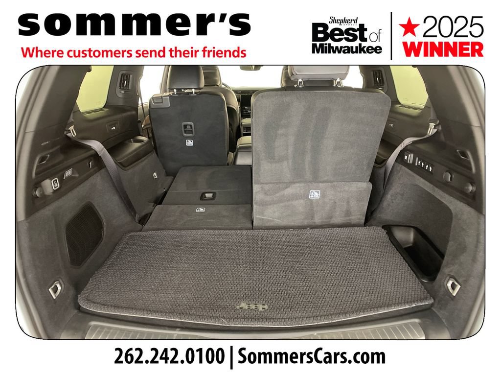 Used 2025 Jeep Grand Cherokee L Summit w/ Obsidian Package AWD/4WD image 29