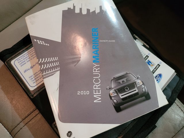 Used 2010 Mercury Mariner Premier image 49