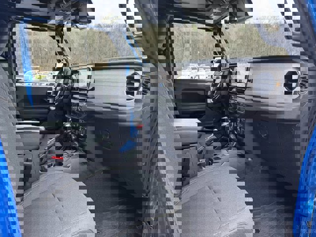 Used 2024 Jeep Wrangler Unlimited Sport image 14