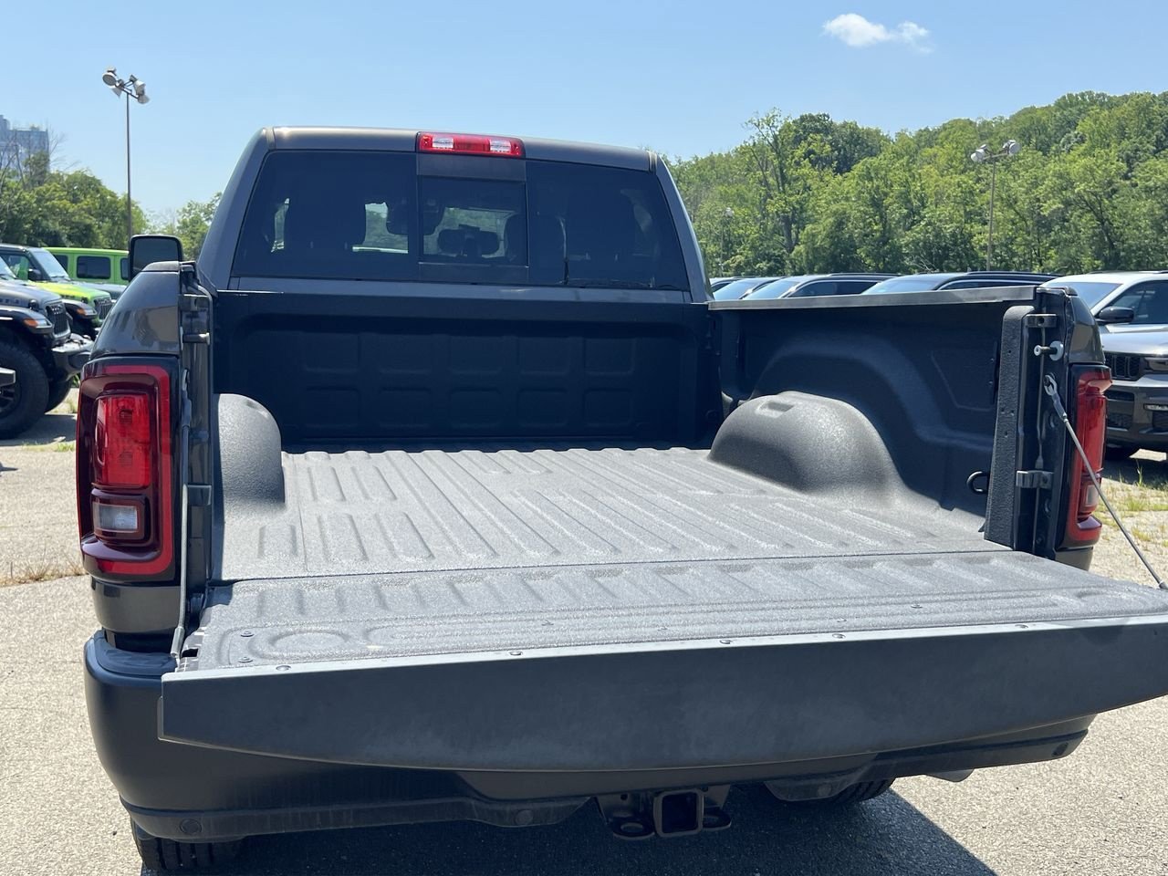 New 2025 RAM 2500 Tradesman AWD/4WD image 18
