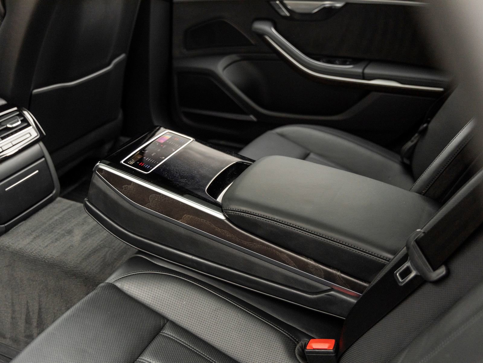 Used 2022 Audi A8 L 3.0T image 42