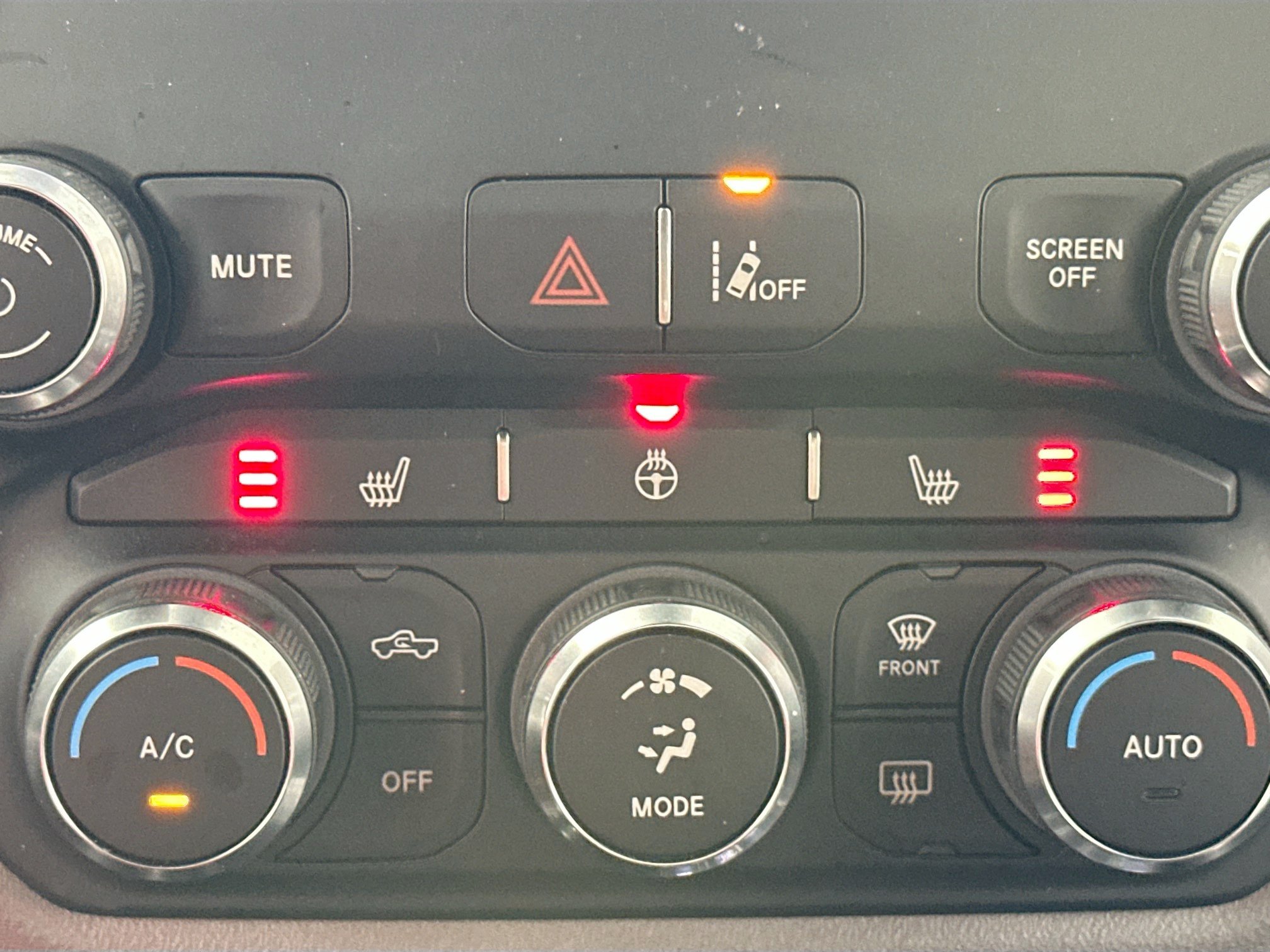 Used 2022 RAM 1500 Big Horn RWD image 19
