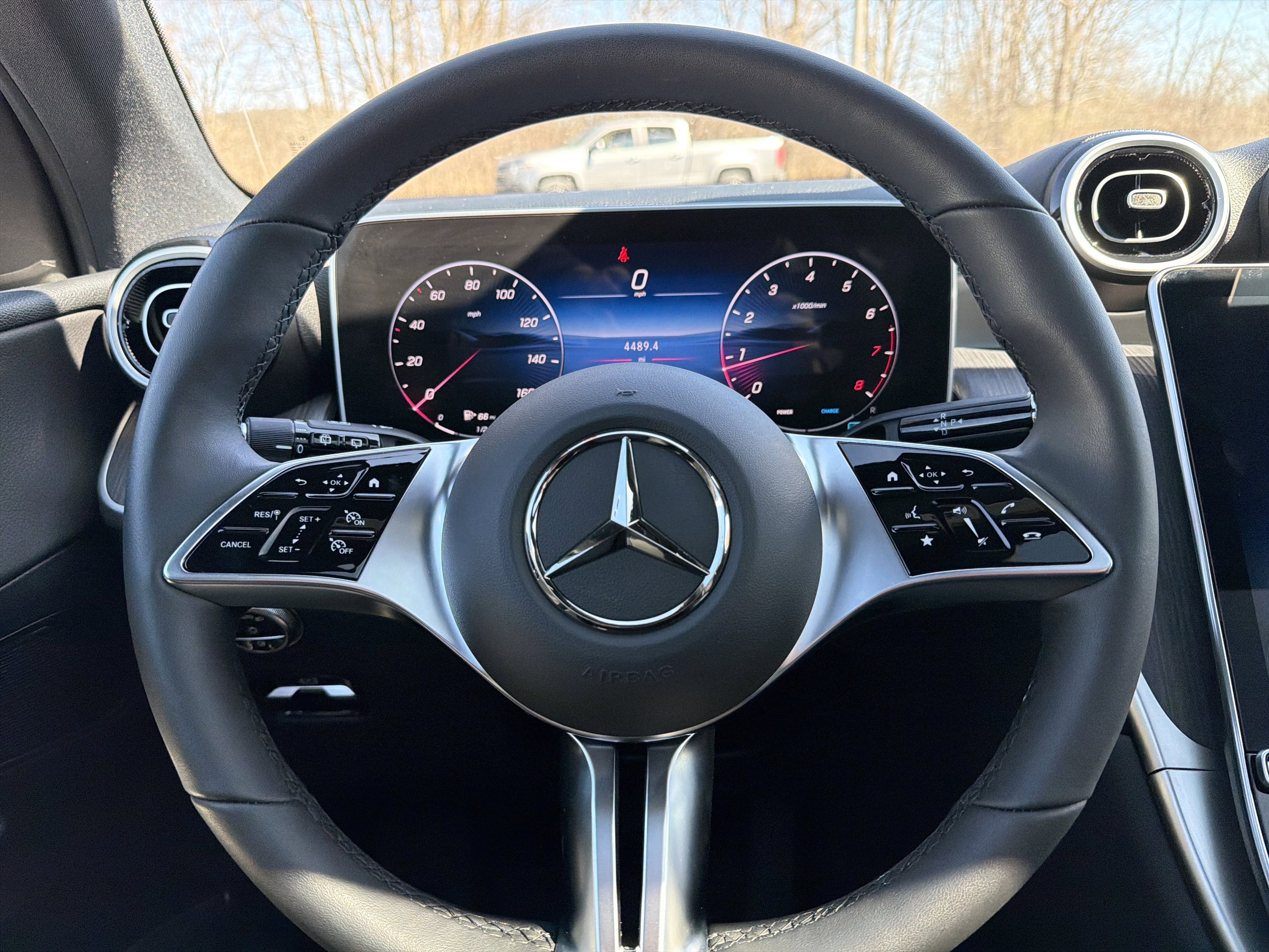 Used 2026 Mercedes-Benz GLC 300 4MATIC image 13