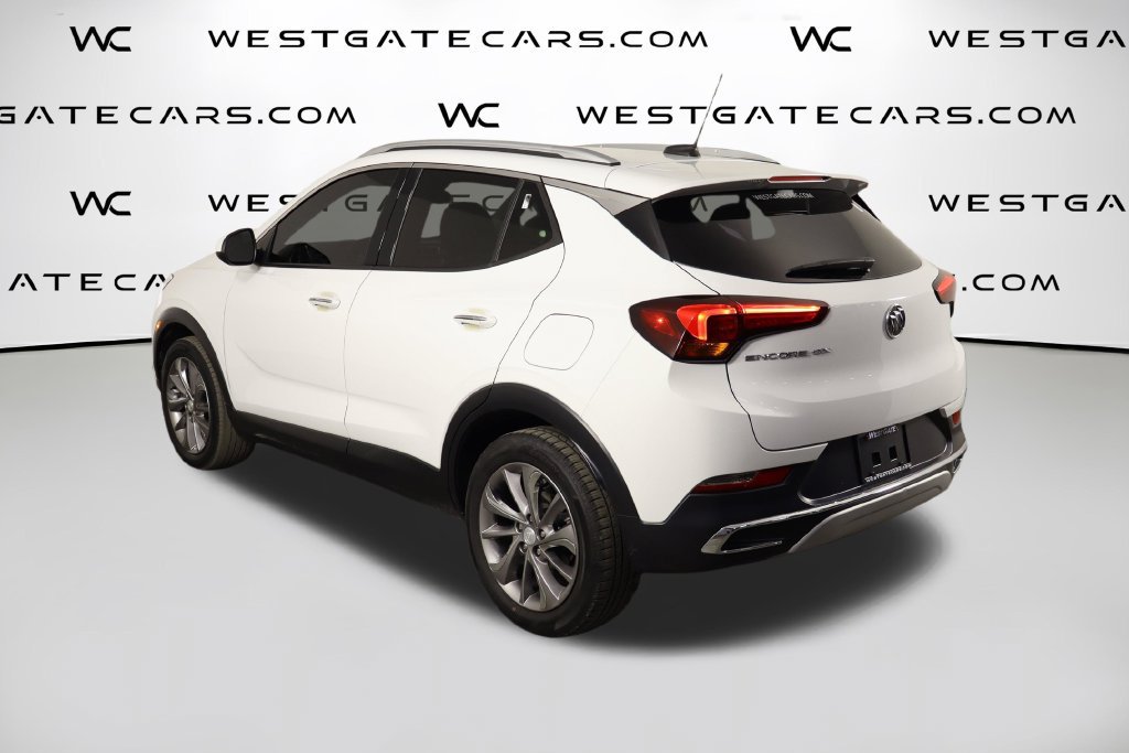 Used 2022 Buick Encore GX Essence w/ Experience Buick Package FWD image 44